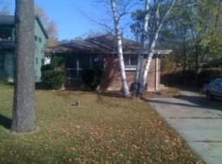 3S557 Wilbur Ave, Warrenville, IL 60555