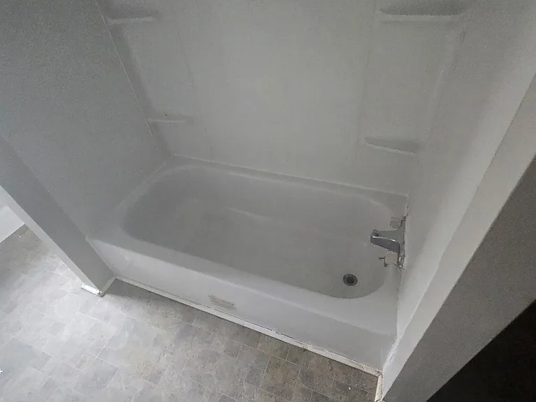 1422 Central Ave — Photo 9