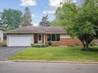 6611 Markwood Dr N, Crystal, MN 55427