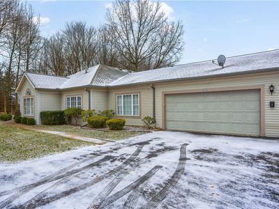 54 Stone Ridge Blvd #54, Hermitage, PA, 16148