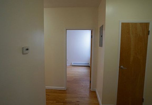 3rd image of 615 Sterling Pl APT 3B