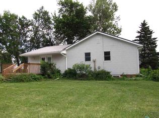 2152 100th Ave, Hardwick, MN 56134