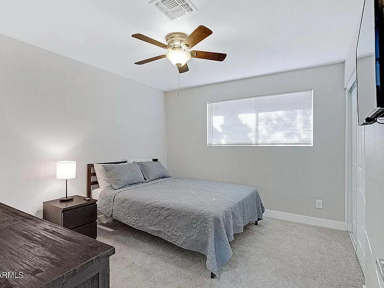 1834 E Alameda Dr — Photo 15