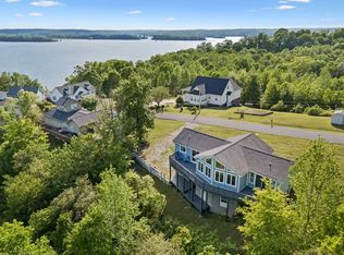465 Turtle Point Ln, Waverly, TN 37185