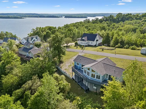 465 Turtle Point Ln, Waverly, TN 37185