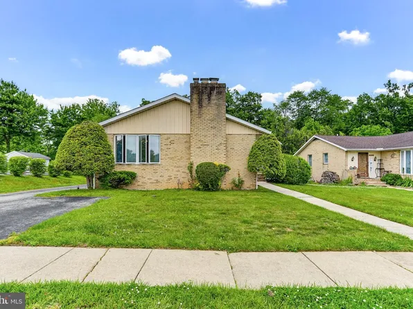 9301 Gardenia Rd, Baltimore, MD 21236