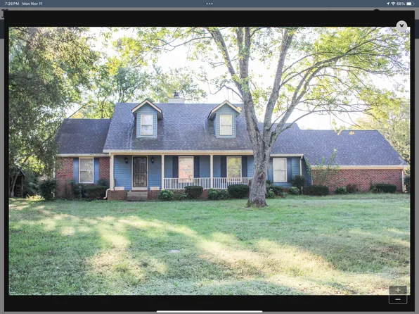 1429 Twin Feather Dr, Murfreesboro, TN 37129