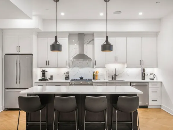 151 Webster Avenue image 11 of 41