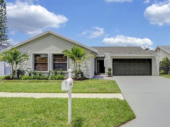 20977 Country Creek Dr