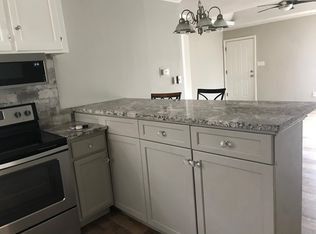 8145 Goodman St, Overland Park, KS 66204