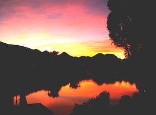 2112 Lakeshore Dr, Agoura Hills, CA 91301