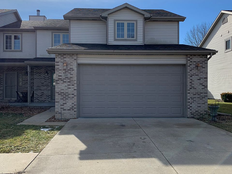 1st image of 202 Terrace Ct