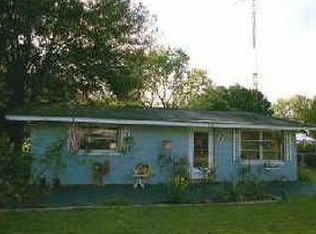 210 Canova Dr, Auburndale, FL 33823