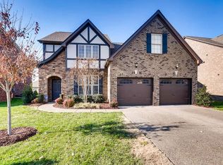 1027 Waterstone Dr, Lebanon, TN 37090