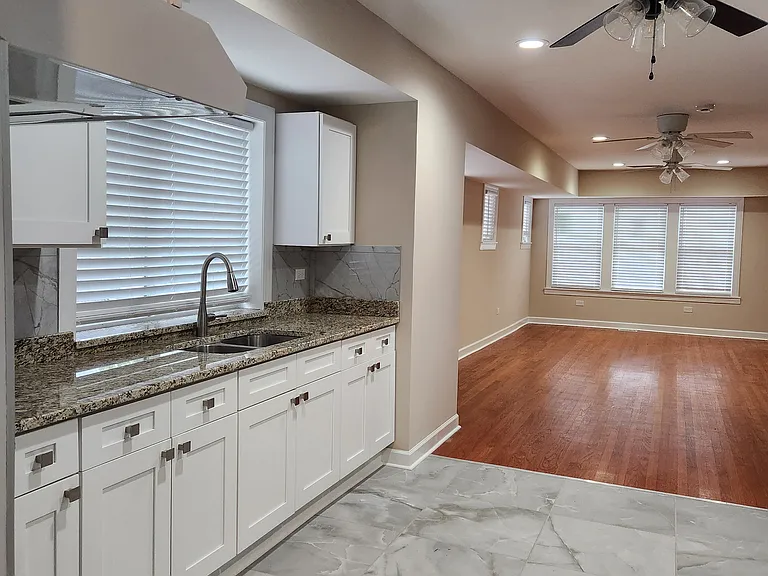 2127 S 8th Ave #1 — Photo 4