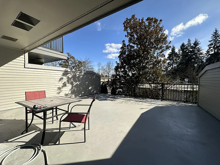 12345 Roosevelt Way NE #203 — Photo 15