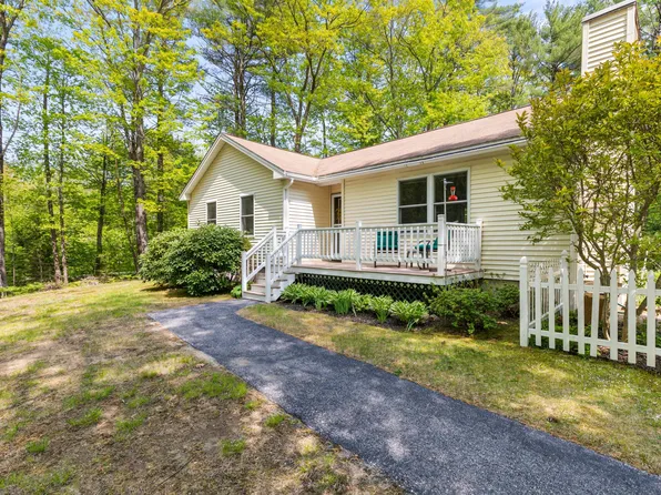 382 Runaround Pond Road, Durham, ME 04222