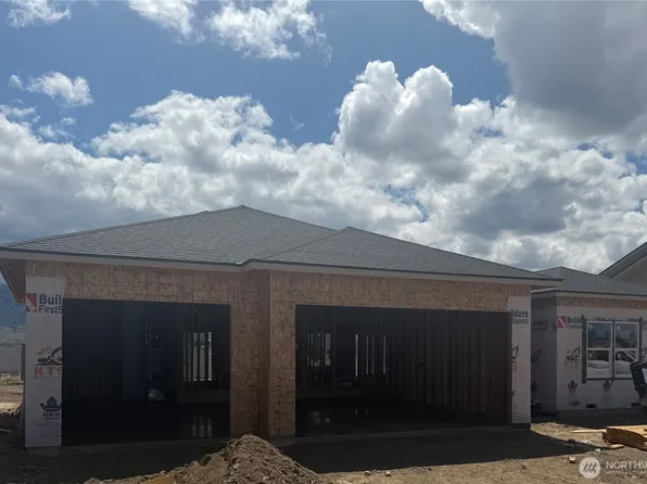 2438 Noah Street SE, East Wenatchee, WA 98802