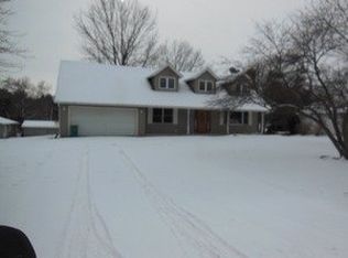 41W354 Brierwood Dr, St Charles, IL