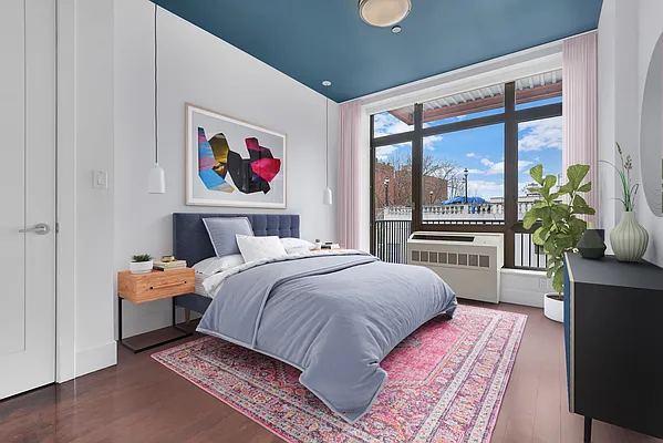 Rented by Compass | media 12