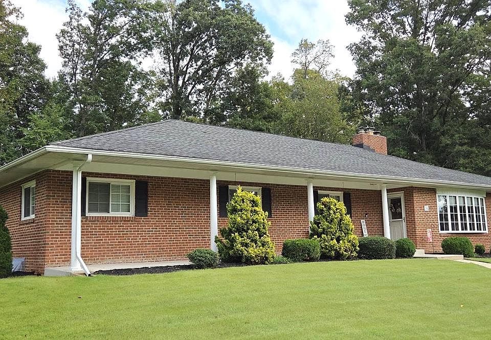 1st image of 35 Bangert Ave