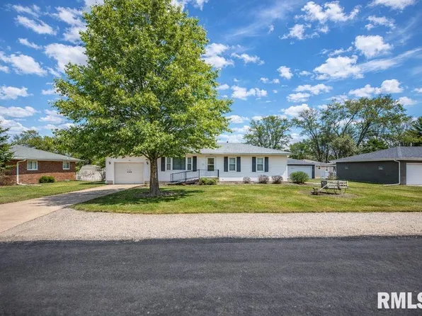 308 Neumann Dr, East Peoria, IL 61611