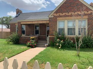 107 N Wishart Ave, Happy, TX 79042