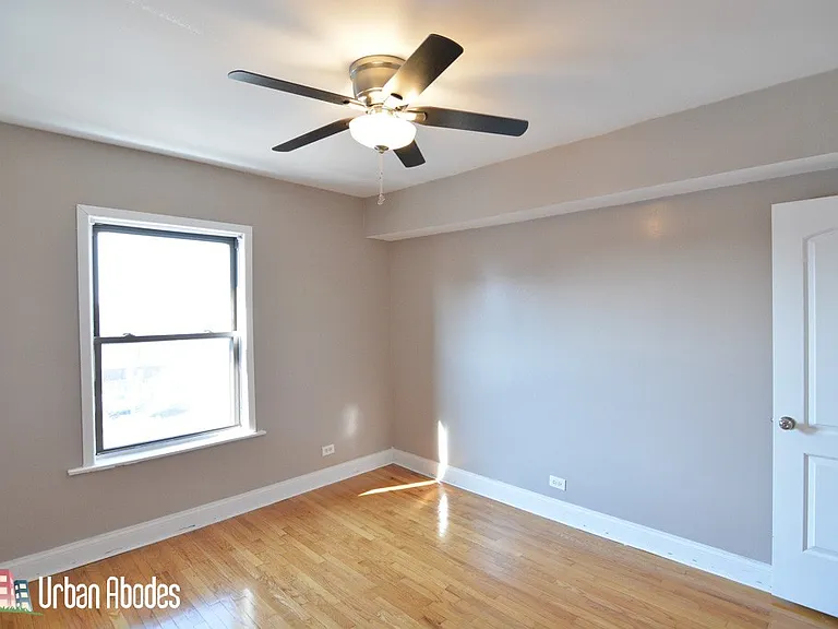 3241 N Damen Ave #3 — Photo 7