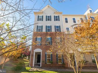 Lee Square, Manassas, VA 20110