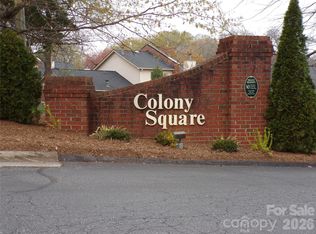 869 21st Ave NE, Hickory, NC 28601