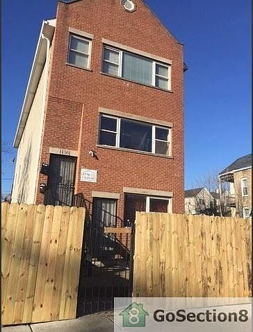 1st image of 1456 S Avers Ave APT 3