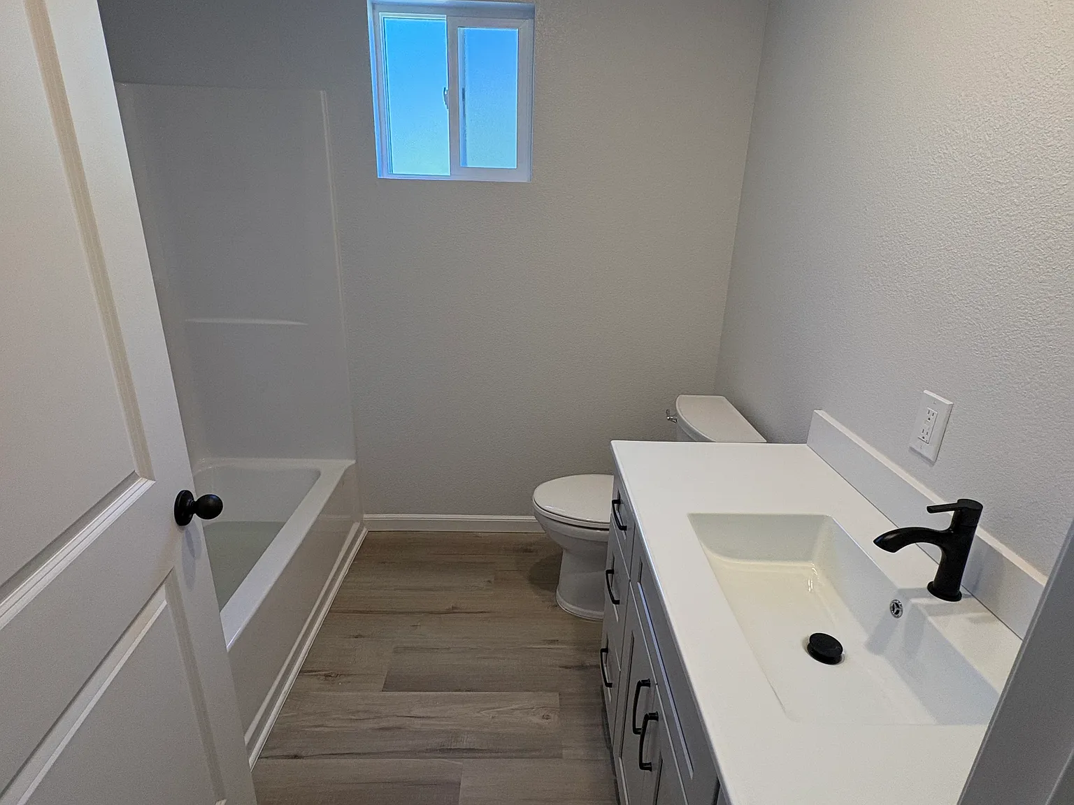 Quinza Ct, Watsonville — Photo 4