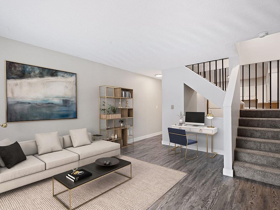 1st image of 924 21st Ave S APT 3