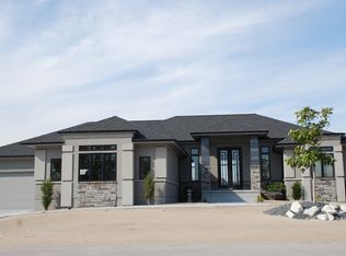 294 Driftwood Ln, Ashland, NE 68003