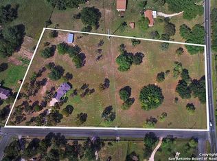 325 Grapeland Dr, San Antonio, TX 78264