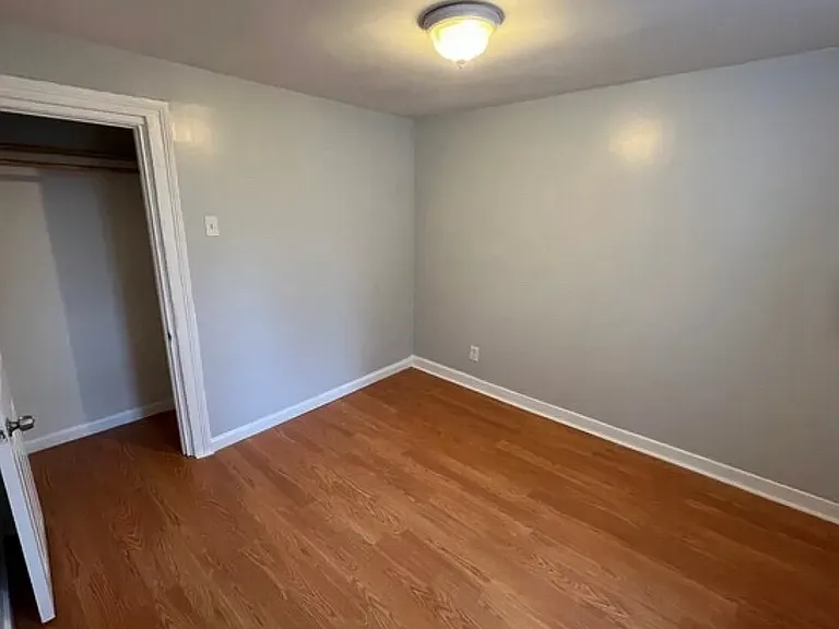 594 Christopher St #2C — Photo 2