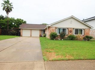 10423 Kirklane Dr, Houston, TX 77089