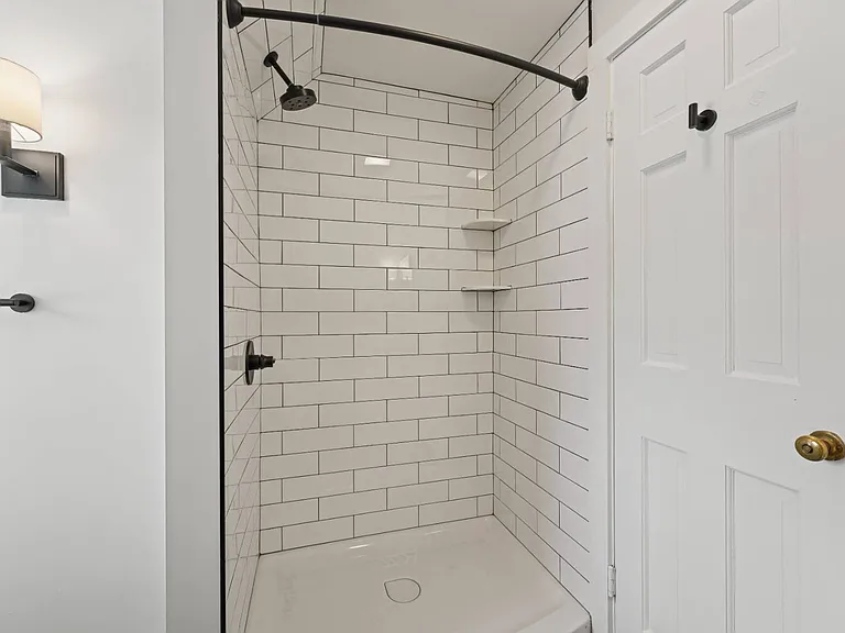 101 Union Ave #6 — Photo 14