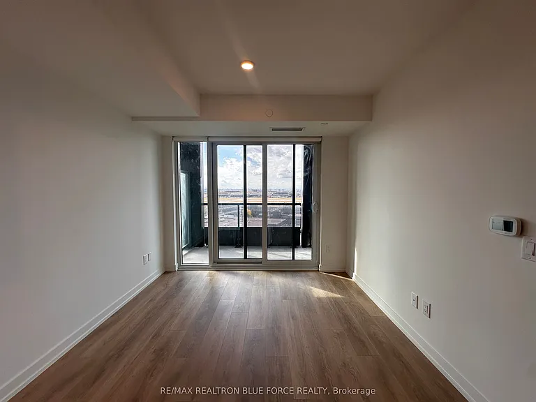 1100 Sheppard Ave W #1215 — Photo 6
