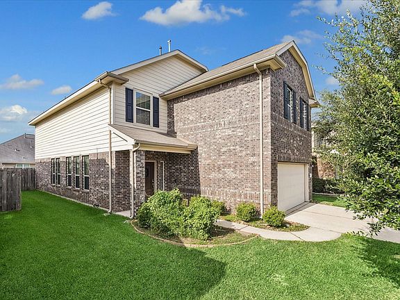 3rd image of 9031 Sweet Blue Jasmine Ln