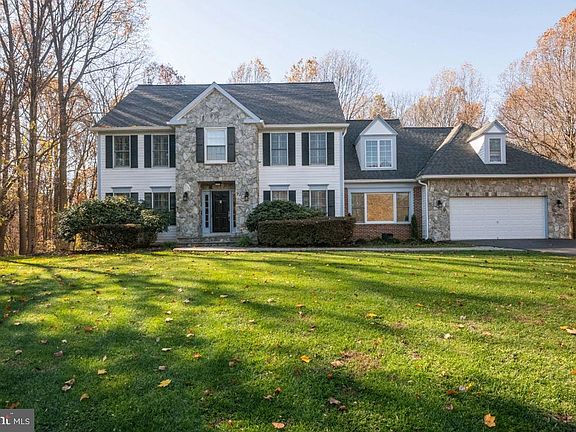 2nd image of 6629 Belle Chase Ct