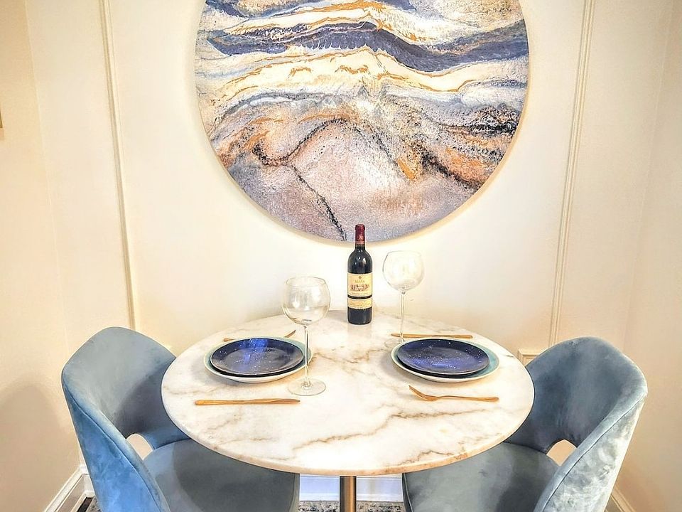 Dining in style!