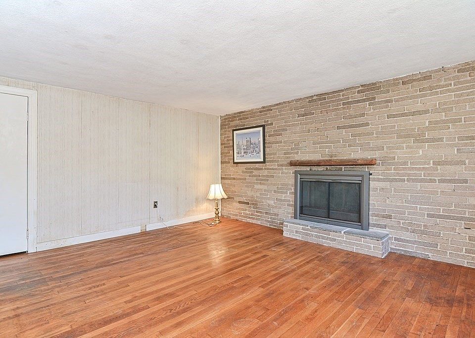 263 Walnut St, Shrewsbury, MA 01545 Zillow