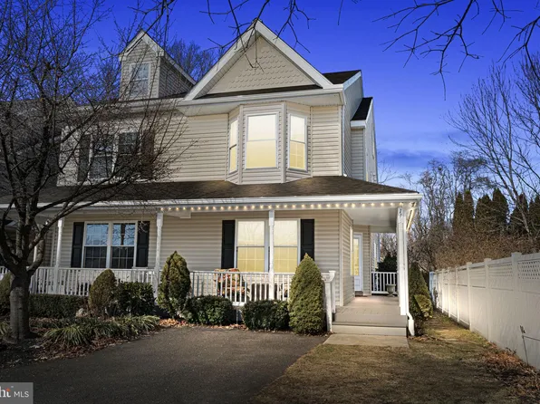 113 Orlemann Ave, Oreland, PA 19075