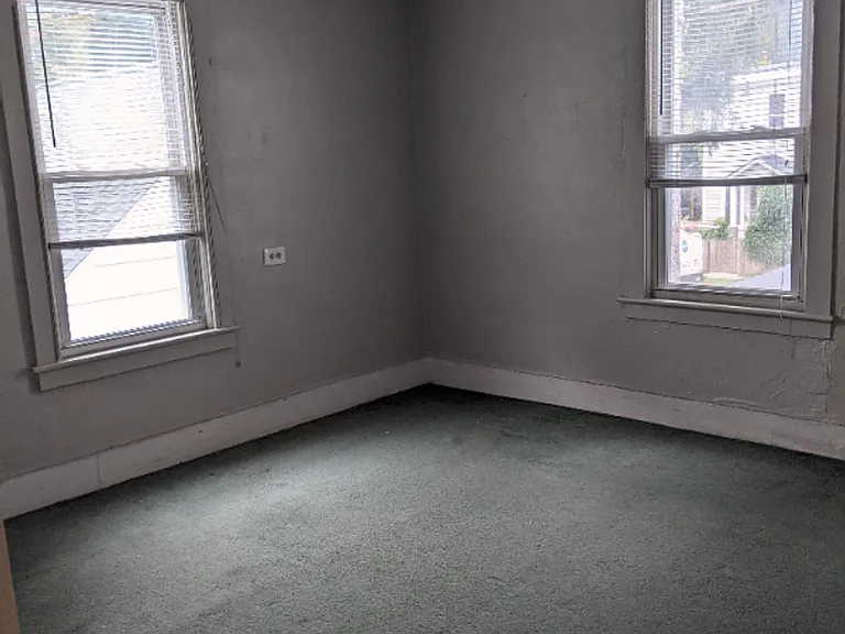 11 Downer St #1-4 — Photo 5