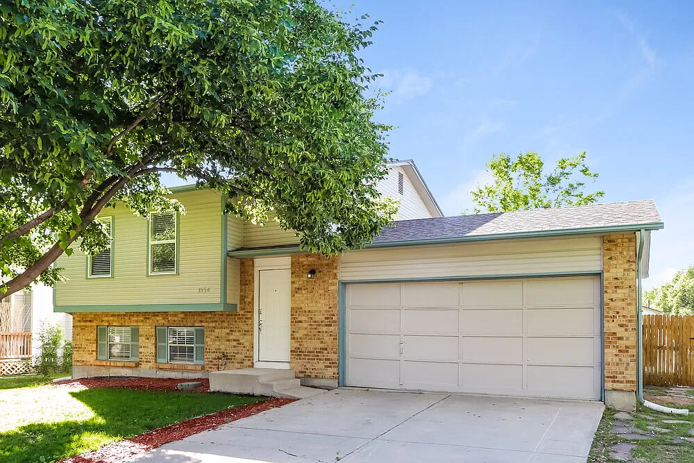4 bed, 2.0 bath, 1682 sqft, $3,080 — Photo 1