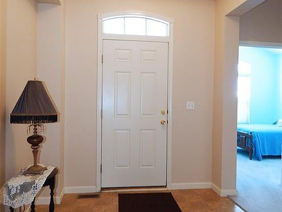 4th image of 907 Oak Hill Dr