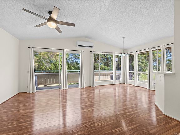 3rd image of 91-1056 Laaulu St APT B