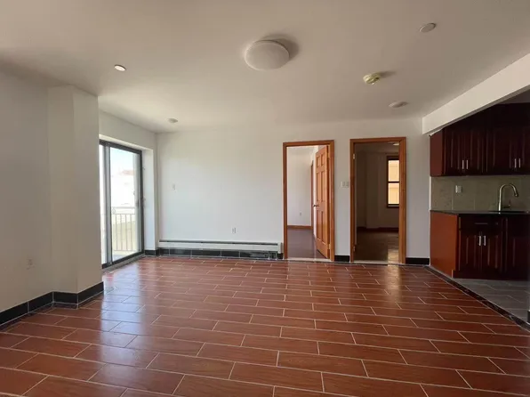 1270 64th Street image 7 of 11