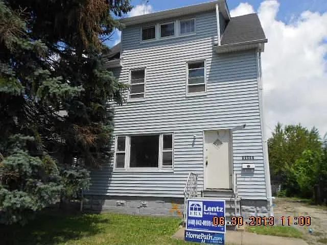 12501 Farringdon Ave photo 1